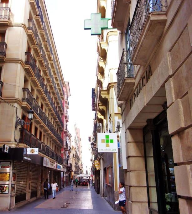 Beautiful Apartment In Calle Mayor Alicante Exterior foto